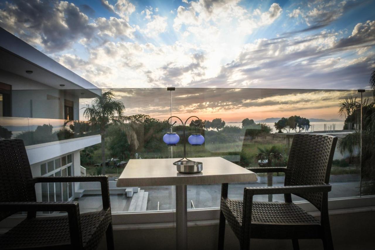 Seaside Luxury *